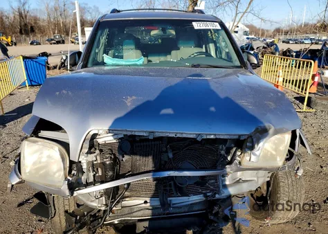 2002 Toyota Sequoia Sr5 z USA, uszkodzony, nr VIN 5TDBT44AX2S062998